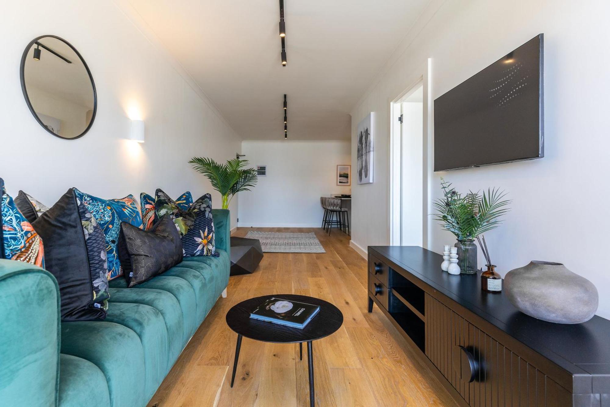 Topaz Views - Luxury In Sea Point With Views *